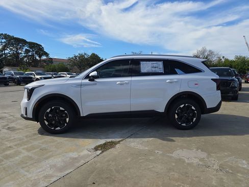 New 2026 Kia Sorento S AWD/4WD image 5