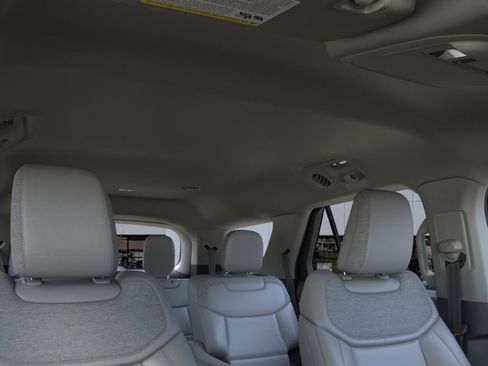 New 2026 Ford Explorer Active w/ Active Comfort Package RWD image 22