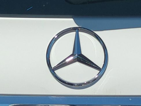 Used 2021 Mercedes-Benz GLS 450 4MATIC image 34