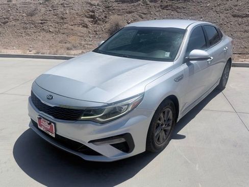 Used 2020 Kia Optima LX FWD image 1