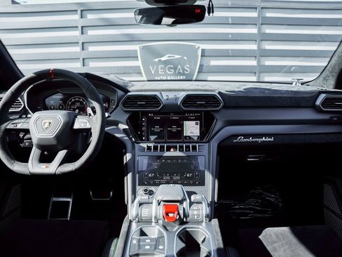 Used 2024 Lamborghini Urus Performante image 62