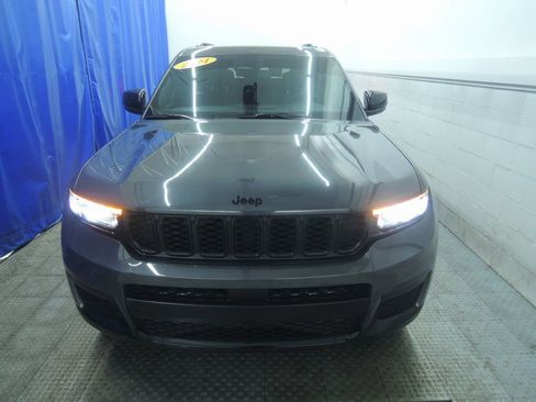 Used 2024 Jeep Grand Cherokee L Laredo image 10