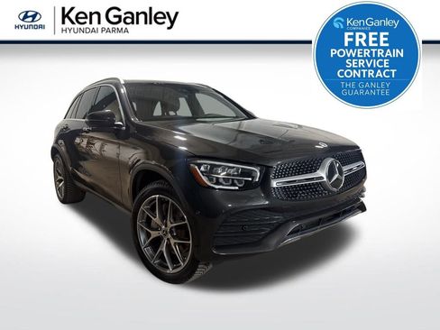 Used 2022 Mercedes-Benz GLC 300 4MATIC image 1
