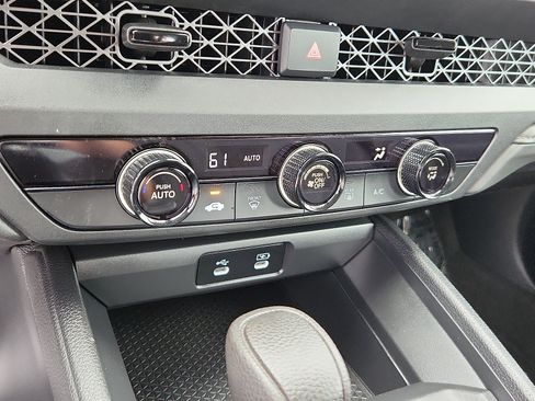 Used 2025 Honda Accord LX image 16