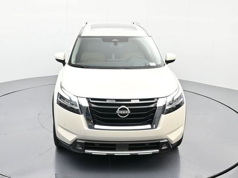 Certified 2023 Nissan Pathfinder Platinum image 32