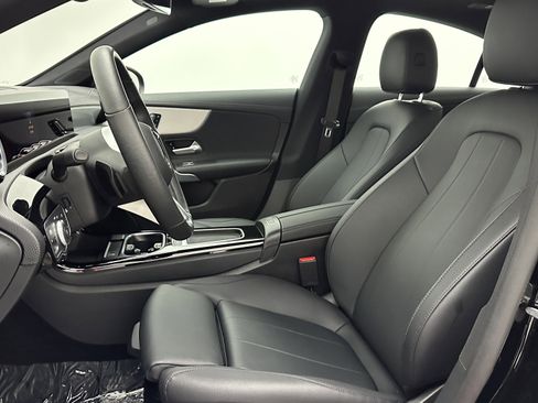 Used 2025 Mercedes-Benz CLA 250 4MATIC image 14
