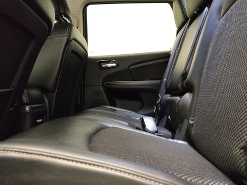 Used 2016 Dodge Journey Crossroad w/ Rear Seat Video Group I AWD/4WD image 18