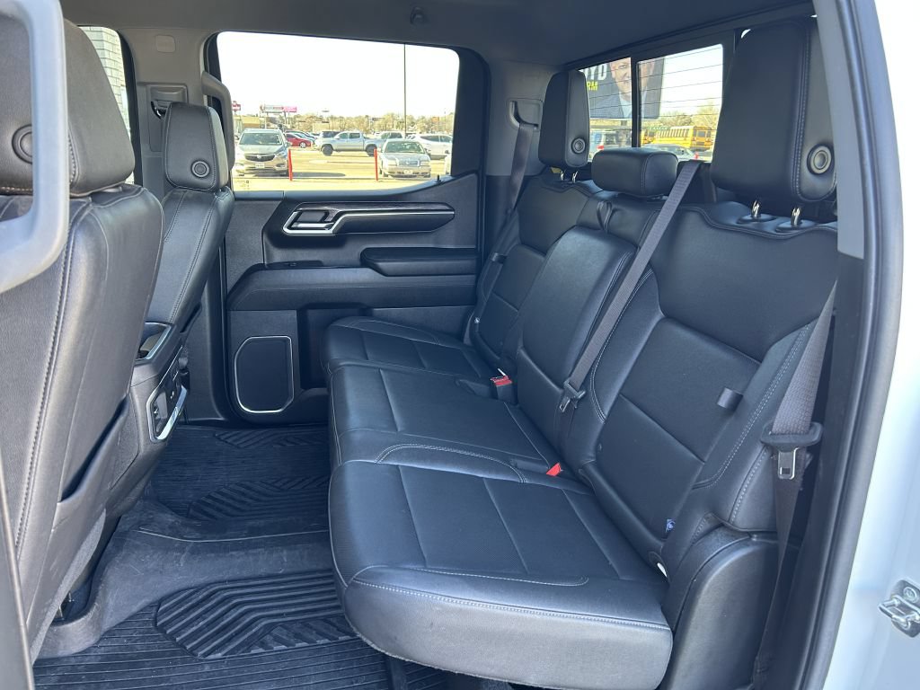 Used 2023 Chevrolet Silverado 1500 LTZ AWD/4WD image 19