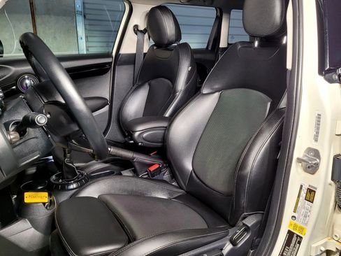 Used 2015 MINI Cooper S image 17