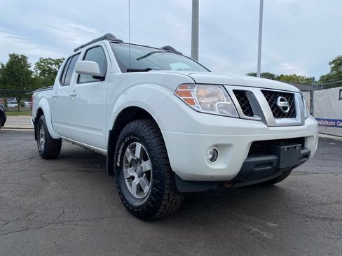 Used 2013 Nissan Frontier PRO-4X AWD/4WD image 33