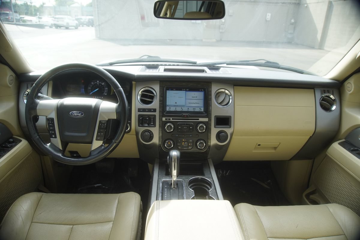 Used 2017 Ford Expedition EL Limited w/ Equipment Group 301A AWD/4WD image 10