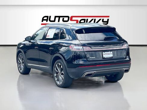 Used 2023 Lincoln Nautilus Reserve AWD/4WD image 5