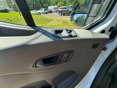Used 2025 Ford Transit 250 Low Roof w/ Exterior Upgrade Package RWD image 13