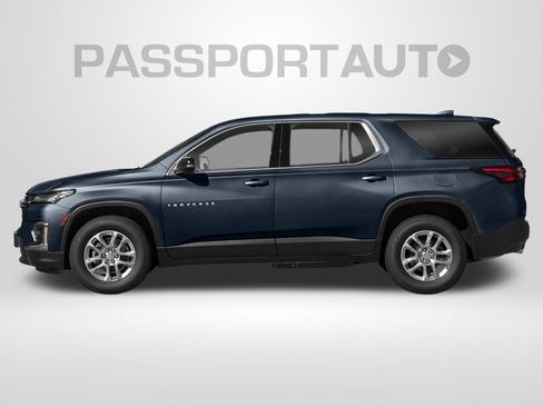 Used 2023 Chevrolet Traverse LT FWD image 4