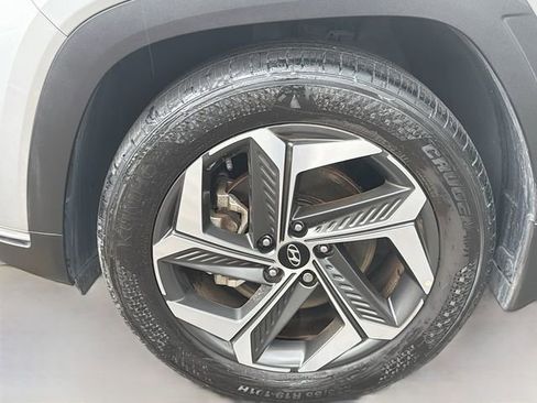 Certified 2024 Hyundai Tucson SEL w/ Convenience Package FWD image 33