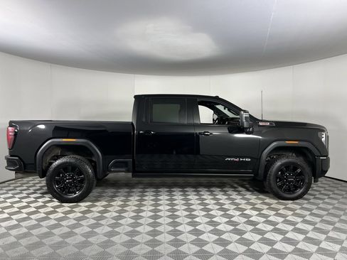 Used 2024 GMC Sierra 2500 AT4 w/ AT4 Premium Plus Package image 5