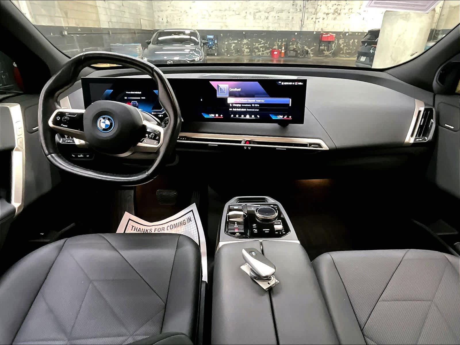 Used 2024 BMW iX xDrive50 w/ Sport Package AWD/4WD image 17