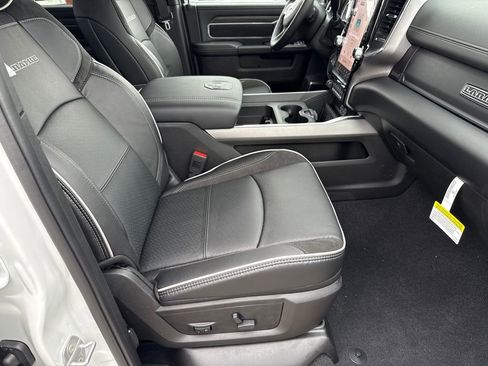 New 2026 RAM 2500 Laramie w/ Night Edition AWD/4WD image 14