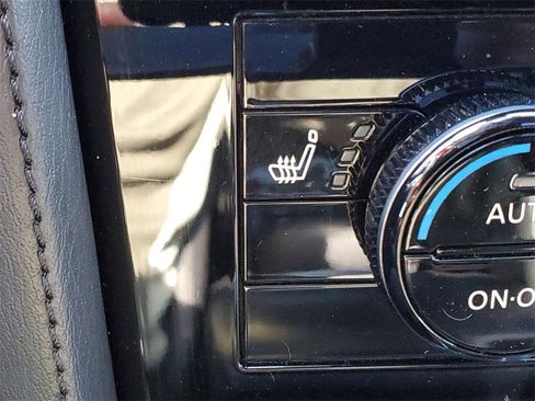 Certified 2022 Nissan Armada SL w/ Midnight Edition Package image 34