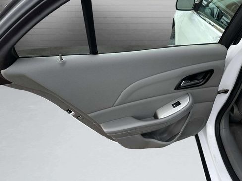 Used 2015 Chevrolet Malibu LS image 19