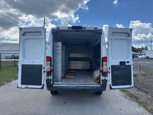 Used 2017 RAM ProMaster 2500 w/ Interior Convenience Group FWD image 13