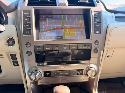 Used 2016 Lexus GX 460 Luxury AWD/4WD image 23