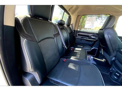 Used 2021 RAM 3500 Laramie image 27