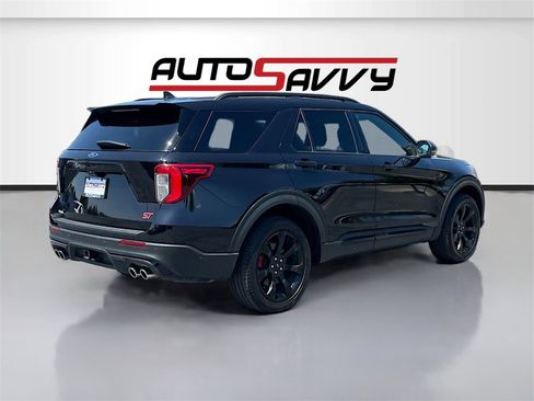 Used 2023 Ford Explorer ST w/ Equipment Group 401A image 7