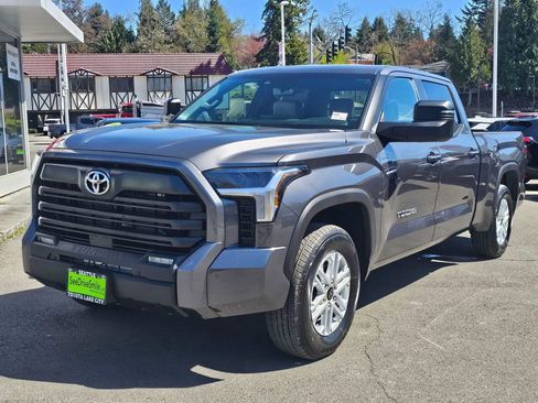 New 2026 Toyota Tundra SR5 AWD/4WD image 3