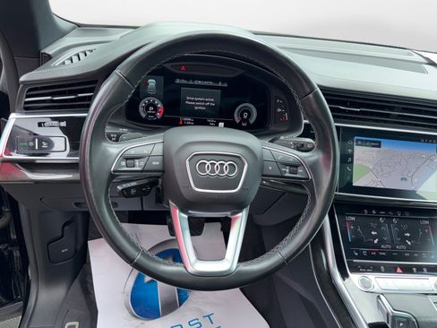 Used 2021 Audi Q8 Prestige AWD/4WD image 10