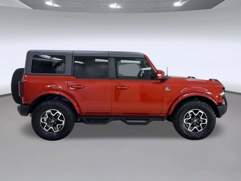 Used 2022 Ford Bronco Outer Banks AWD/4WD image 8
