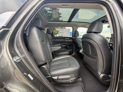 New 2026 Kia Sorento EX AWD/4WD image 15