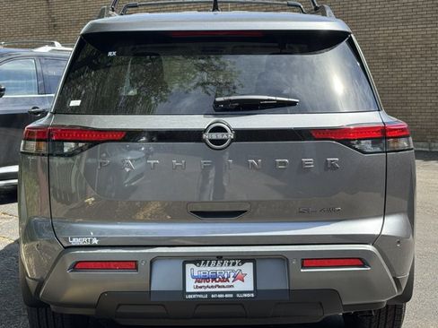 New 2026 Nissan Pathfinder SL w/ Cargo Package AWD/4WD image 5