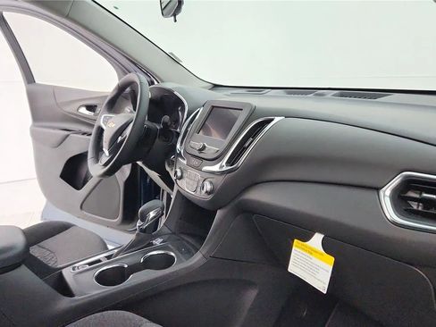 Used 2024 Chevrolet Equinox LT FWD image 54