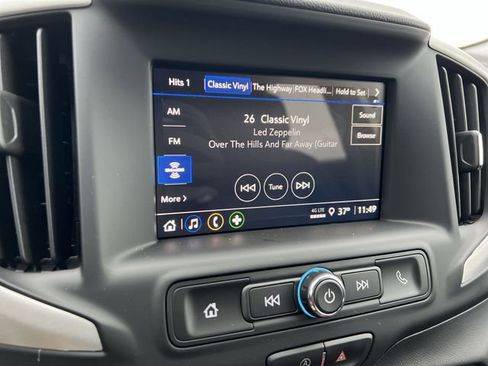 Used 2023 GMC Terrain SLE w/ Driver Convenience Package image 11