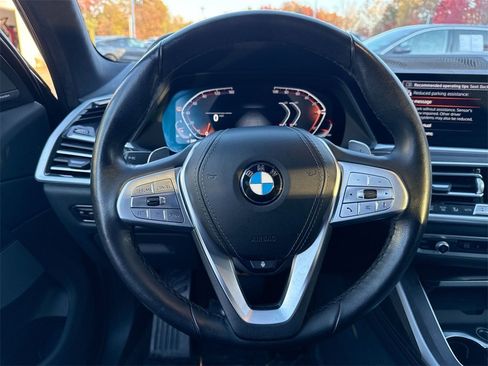 Used 2021 BMW X7 xDrive40i w/ Executive Package image 11