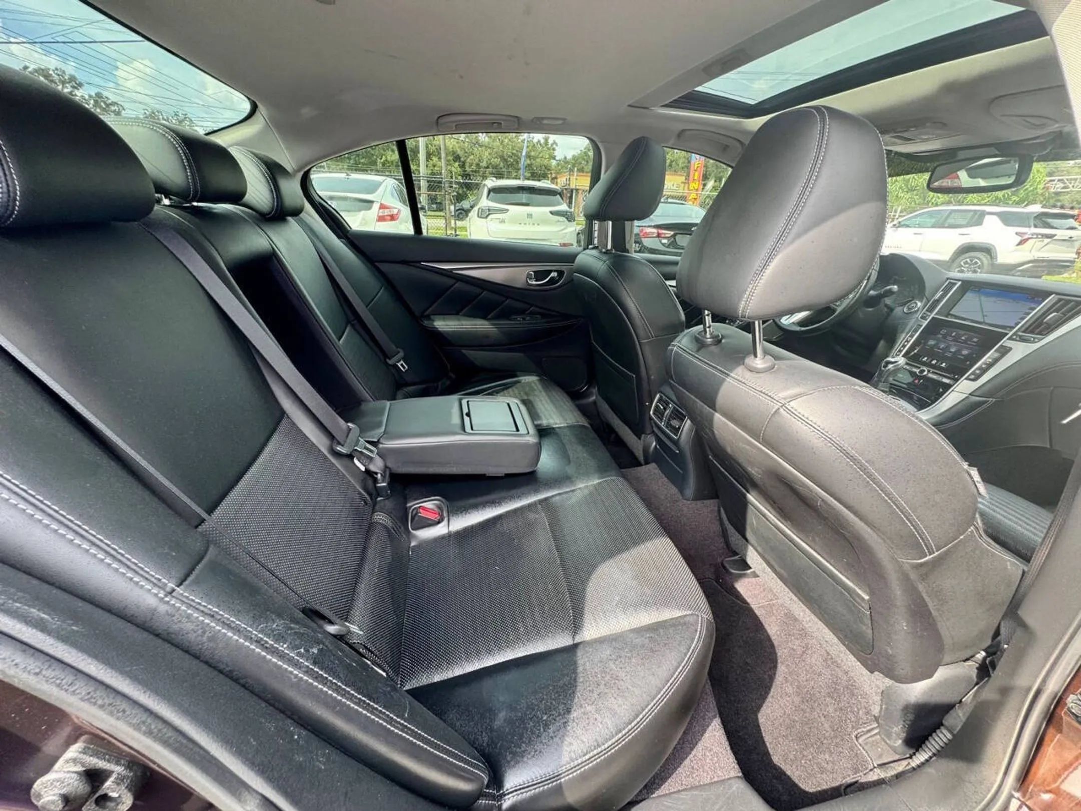 Used 2018 INFINITI Q50 Luxe AWD/4WD image 23