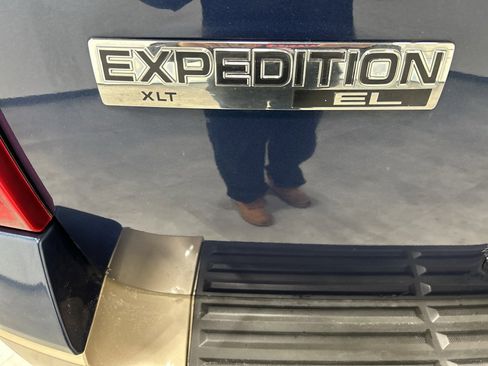 Used 2013 Ford Expedition EL XLT image 46
