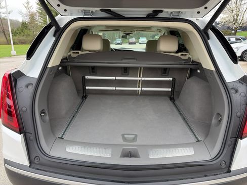 Certified 2023 Cadillac XT5 Premium Luxury image 8