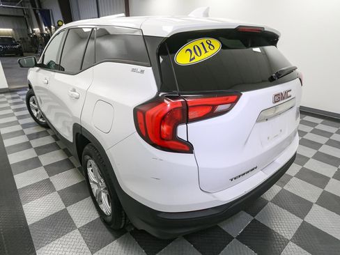 Used 2018 GMC Terrain SLE image 11