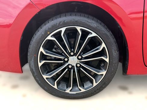 Used 2016 Toyota Corolla S FWD image 11