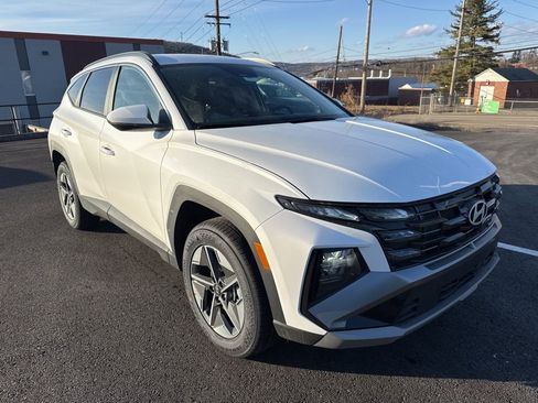 New 2026 Hyundai Tucson SEL image 3