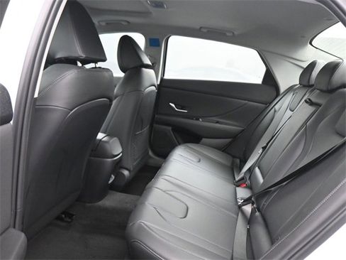 New 2026 Hyundai Elantra Limited image 15