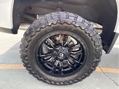 Used 2020 Chevrolet Silverado 1500 LT Trail Boss image 26