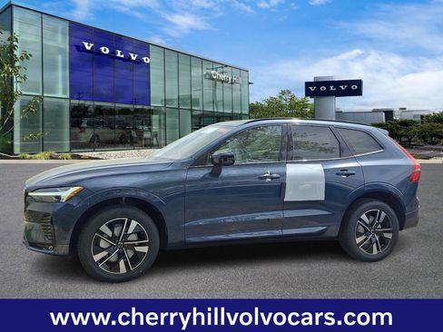 New 2026 Volvo XC60 B5 Core w/ Protection Package Premier AWD/4WD image 2