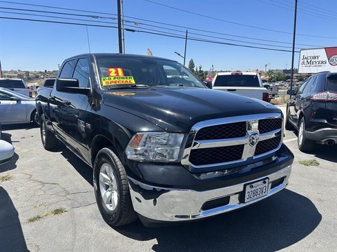 Used 2021 RAM 1500 Classic SLT RWD image 28