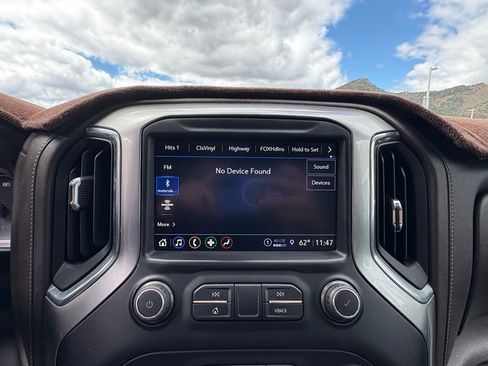 Used 2021 Chevrolet Silverado 1500 LT Trail Boss w/ Convenience Package II image 20