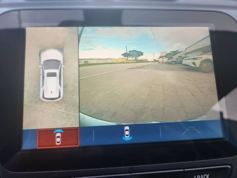 Used 2018 Chevrolet Equinox Premier AWD/4WD image 19