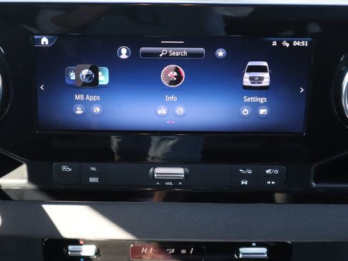 Used 2025 Mercedes-Benz Sprinter 2500 image 16