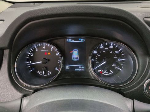 Used 2017 Nissan Rogue SV w/ Sun & Sound Touring Package image 33